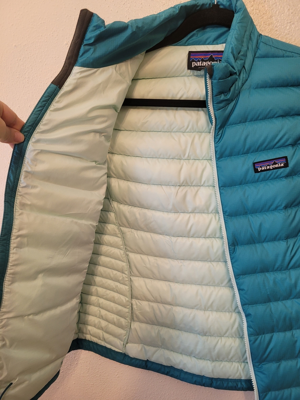 Patagonia Women's Down Sweater Vest Aqua Blue 800 Fill Puffer Full Zip Medium - Picture 7 of 8